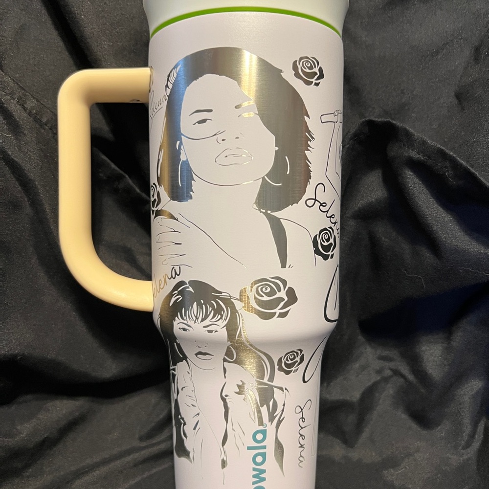 Selena 40oz engraved Owala tumbler